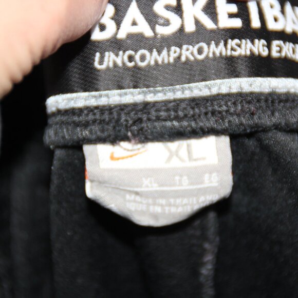 Nike Vtg 90s Basketball Shorts Men's XL Black with gray and white stripes Retro - Picture 7 of 7